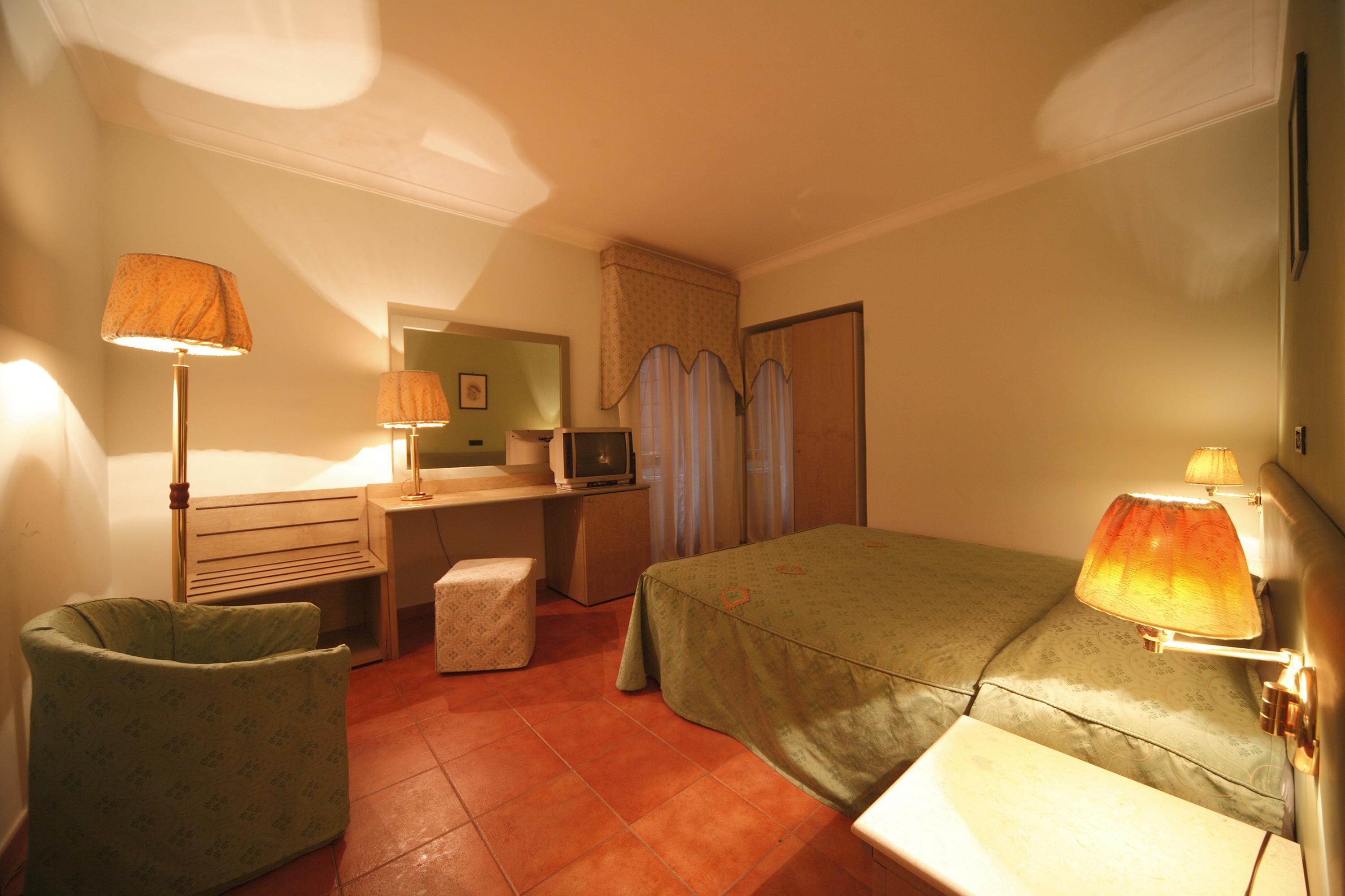 Hotel La Pace Nápoles Habitación foto