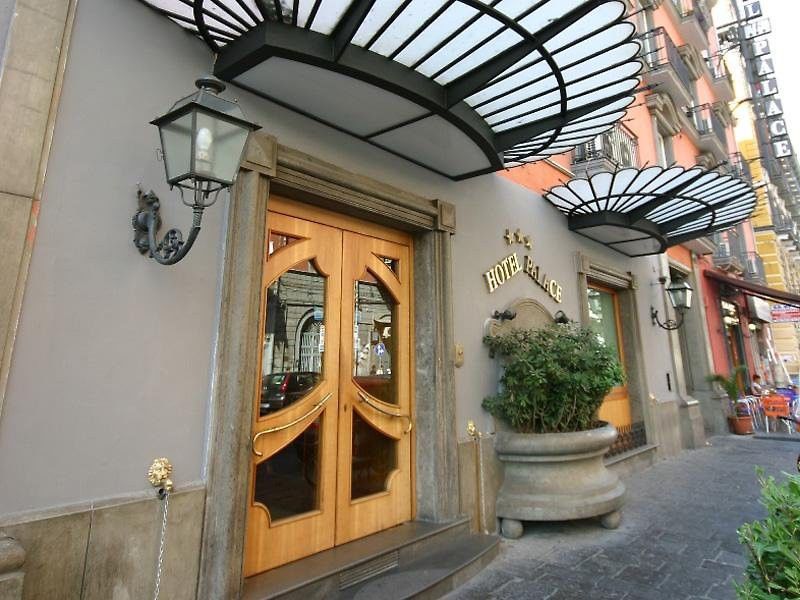 Hotel La Pace Nápoles Exterior foto